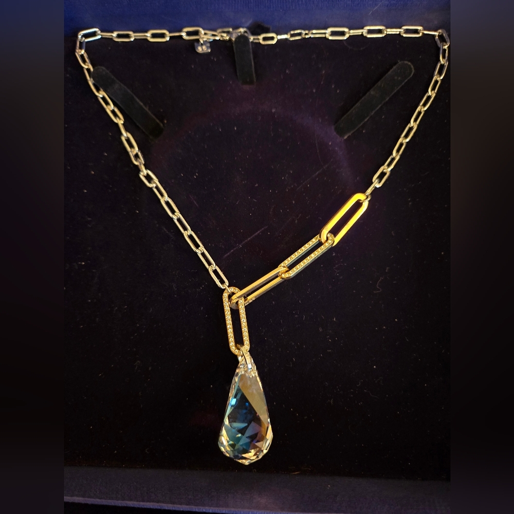 Swarovski So Cool Pendant Necklace